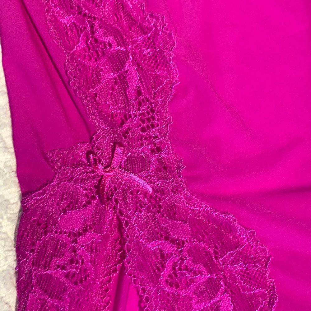 💕HP💕Victoria’s Secret slip bra size 34B - Picture 6 of 16